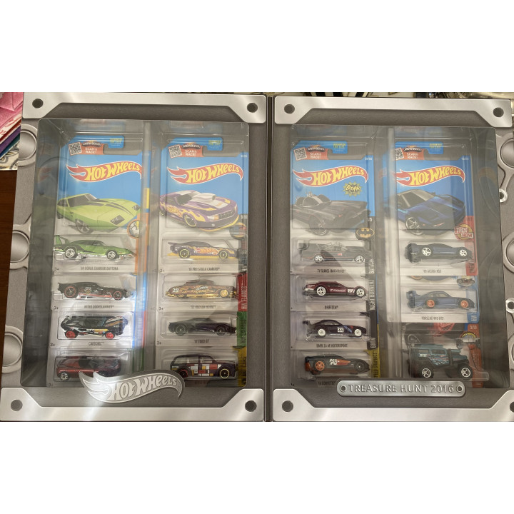 2016 Treasure Hunt Set