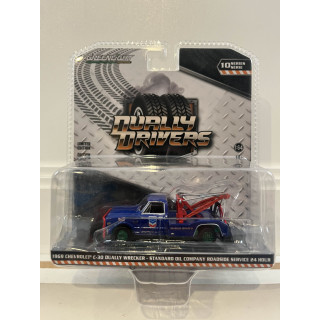Green light green machine 1969 Chevy C-30 Dually Wrecker