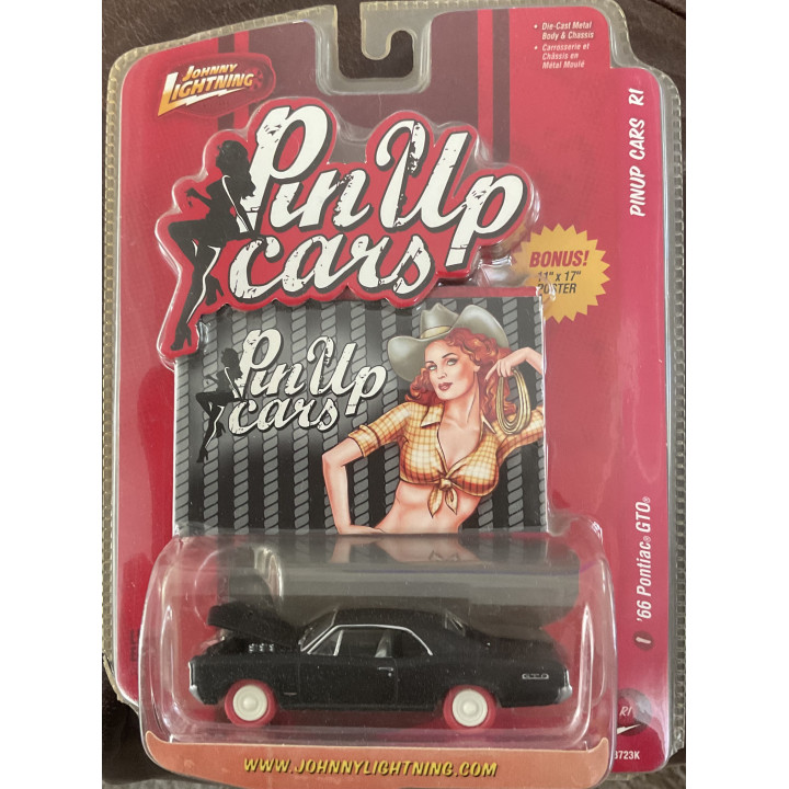 Pin Up Cars Set