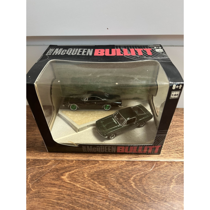 Steve McQueen Bullitt 1968 Mustang Green Machine